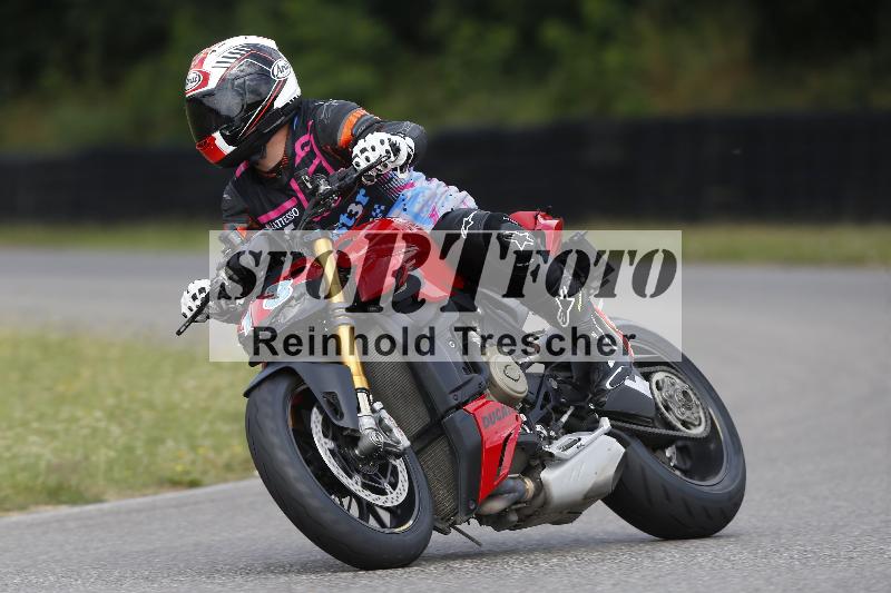 /30 23.06.2025 Get Faster Caremotion ADR/Rider Academy gruen/13